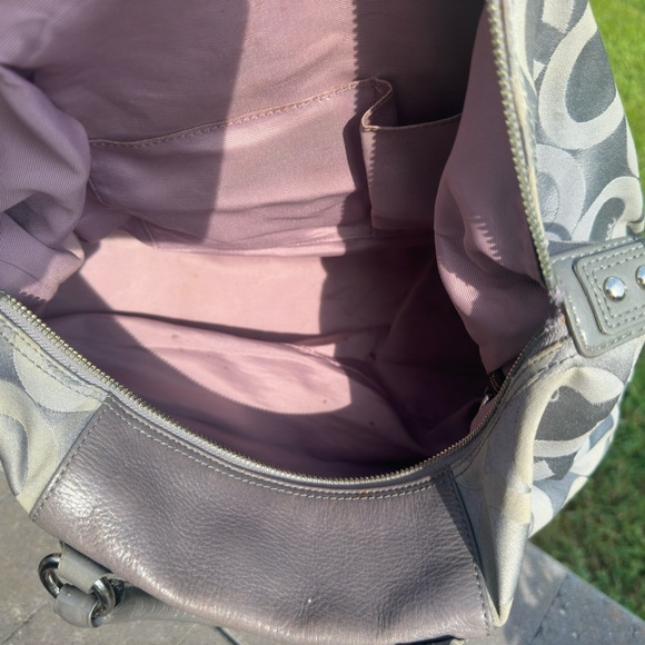 Gray Coach Signature Bag - Picture 10 of 13